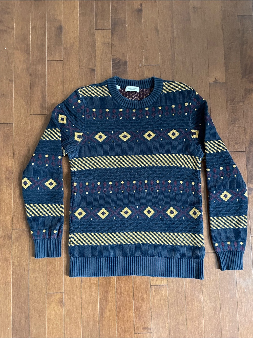 Men's Geometric Navy Fair Isle Crewneck Sweater